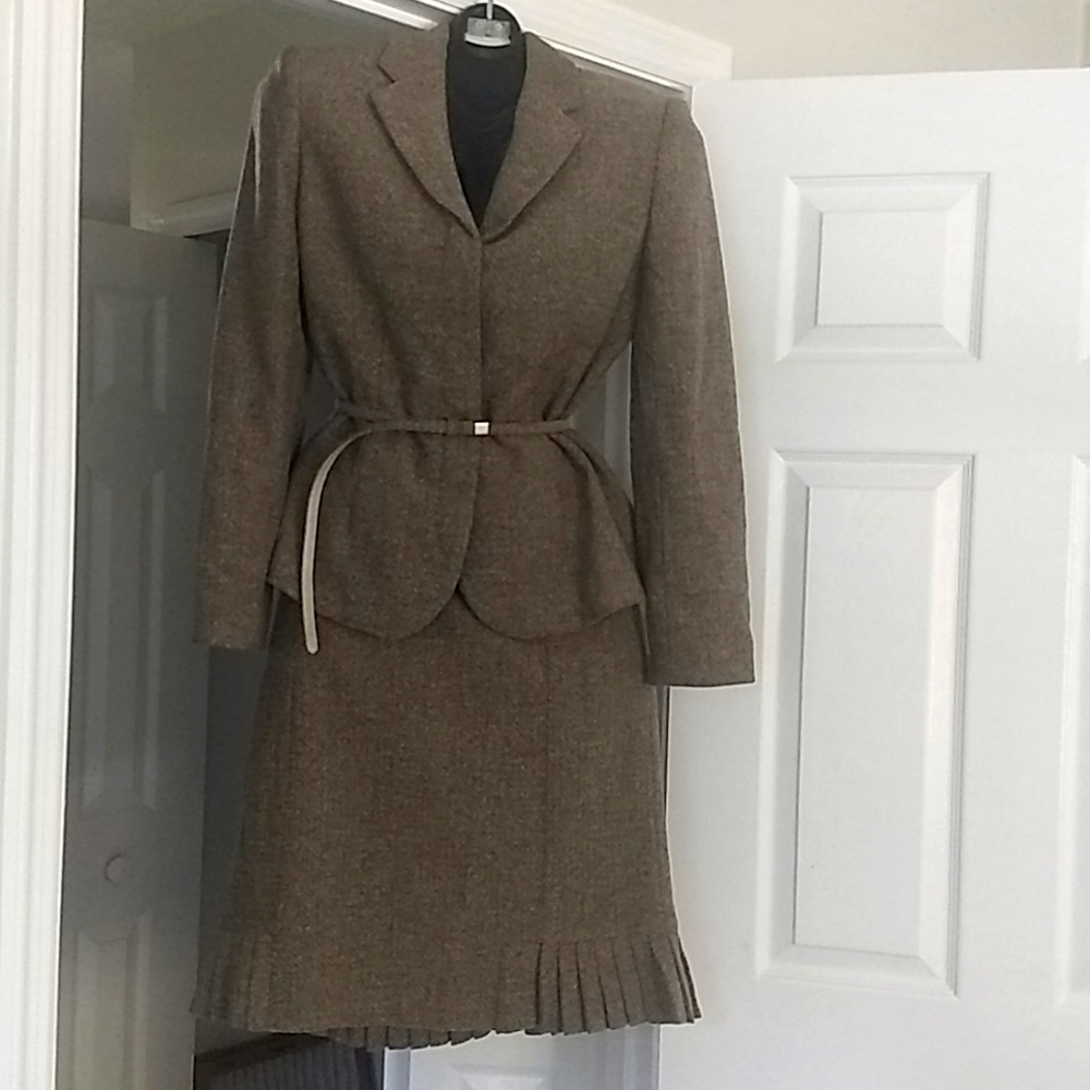 Ann Taylor suit